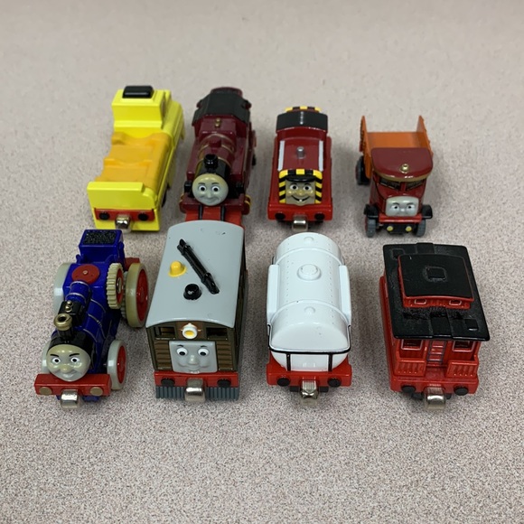 Thomas and Friends Diecast Magnetic Take Along train lot of 8 SALTY TOBY ARTHUR - Picture 3 of 11